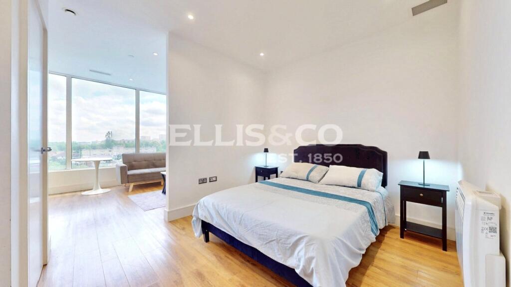 Apartment in London - View 3
