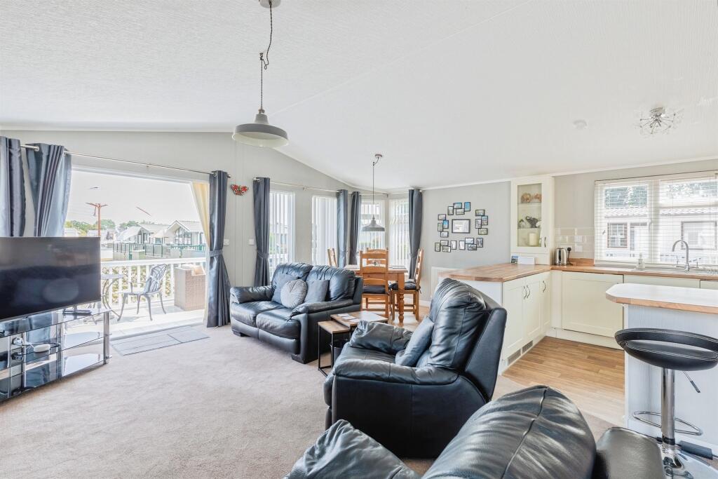 House in Stratford-on-Avon, Stratford-upon-Avon - More