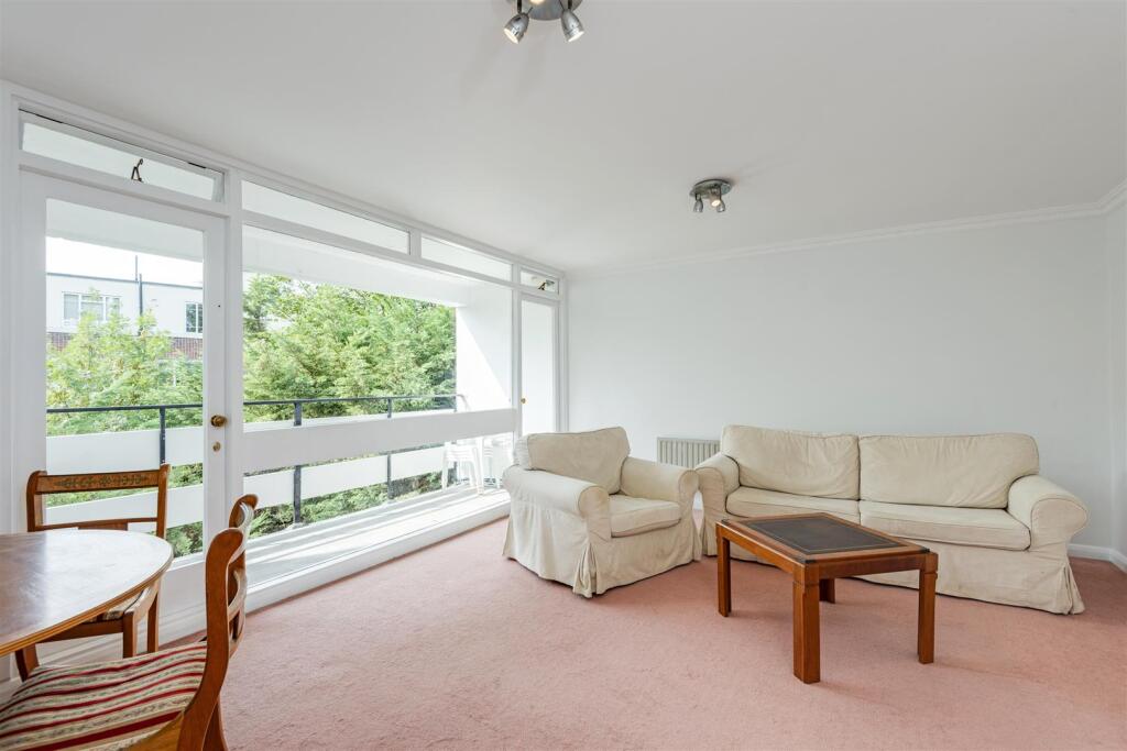 Main image of property: Woodlands, London