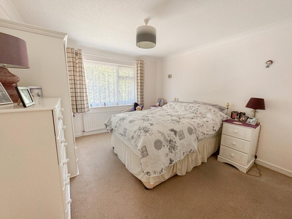Kingsfield, Ringwood, BH24 photo 5
