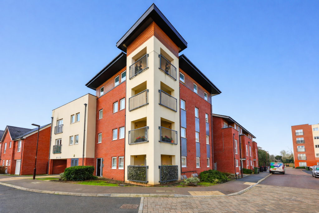 Main image of property: Bowling Green Close, Bletchley, Milton Keynes, MK2 2FG
