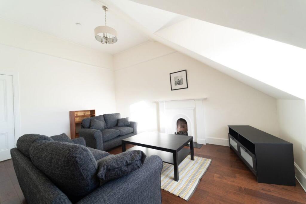 Apartment in Edinburgh - View 2