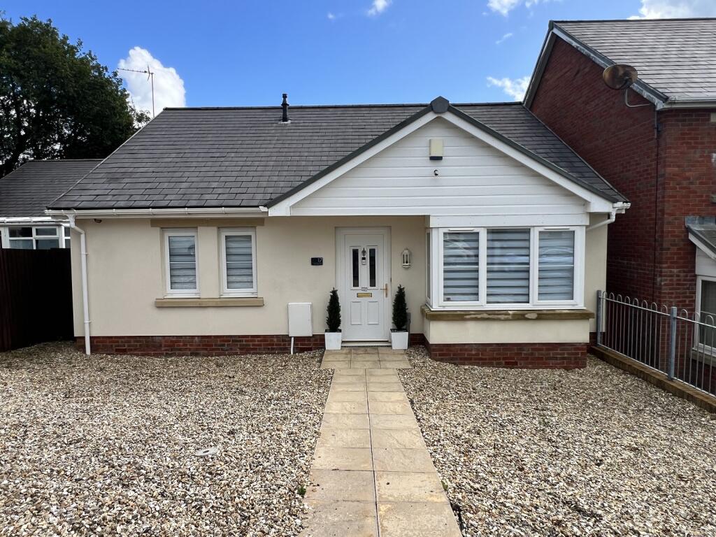 Main image of property: Clos Ael-y-bryn, Penygroes, Llanelli, Carmarthenshire.
