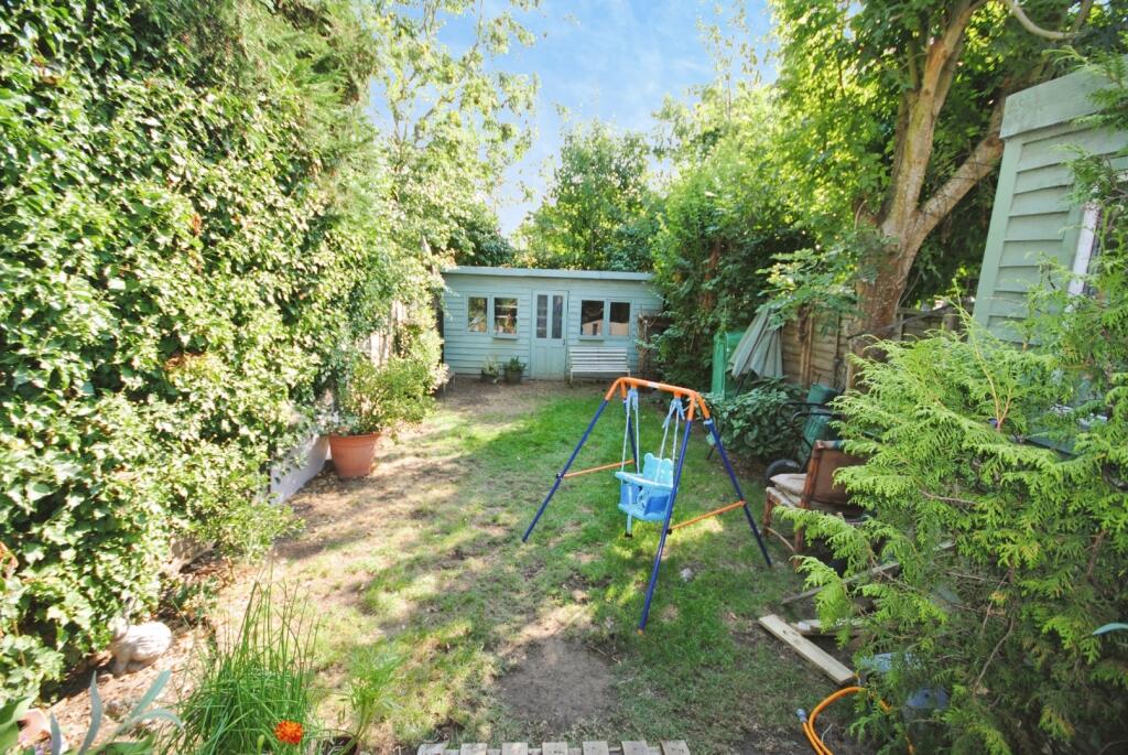 House in Watford - View 5