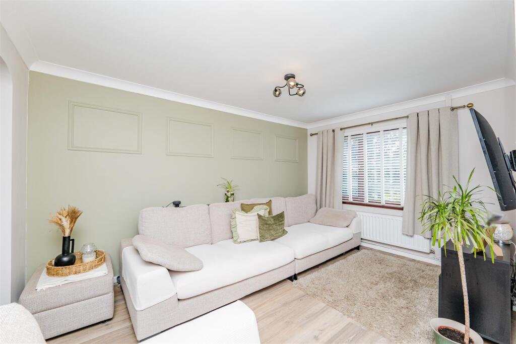 House in Cardiff - More