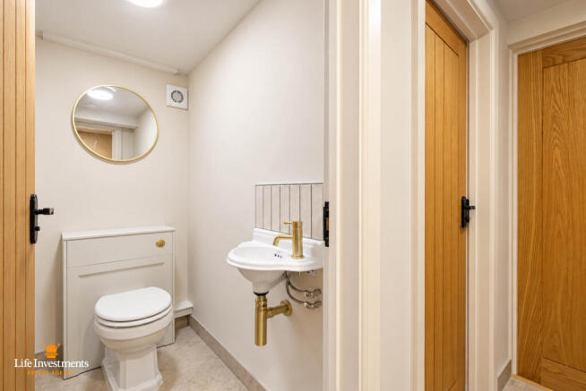 Ladies Toilet One