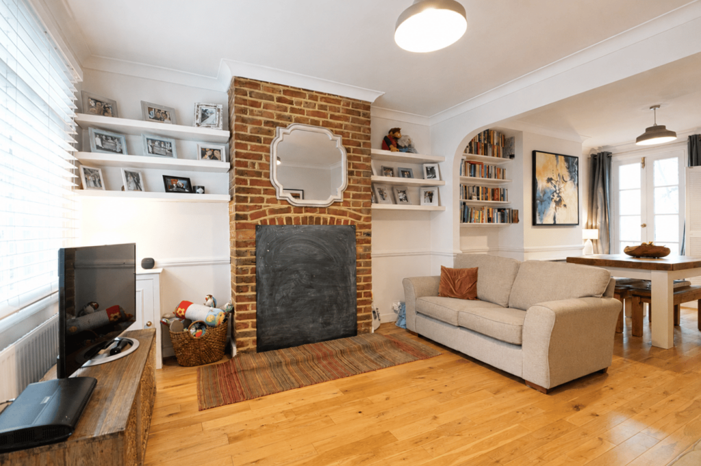 House in Walton-on-Thames, Surrey - View 4
