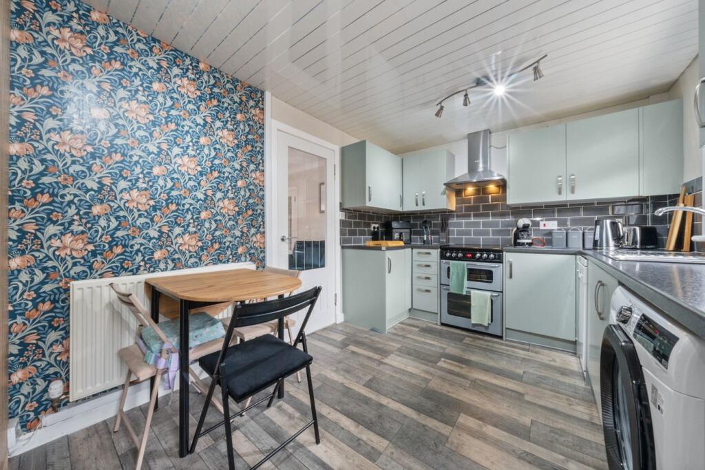 House in Carronshore, Falkirk - View 5