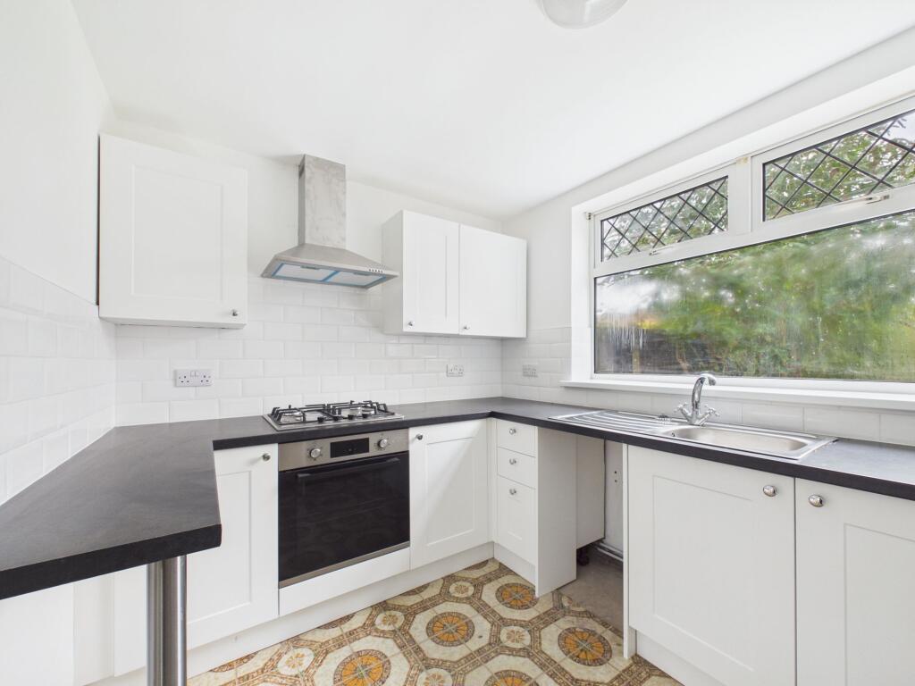 House in Ashfield, Sutton in Ashfield, Nottinghamshire - View 4