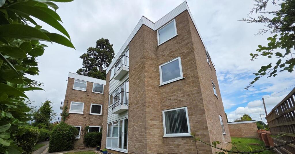 Main image of property: Flat 22 Ashleigh Court, Station Lane, Ingatestone, Essex, CM4 0BN