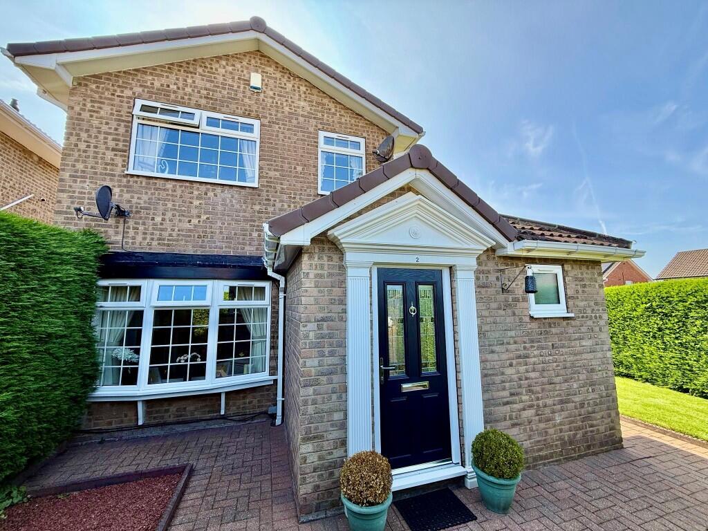 3-bed detached on Tedworth Close, Guisborough, North Yorkshire, TS14, £240,000