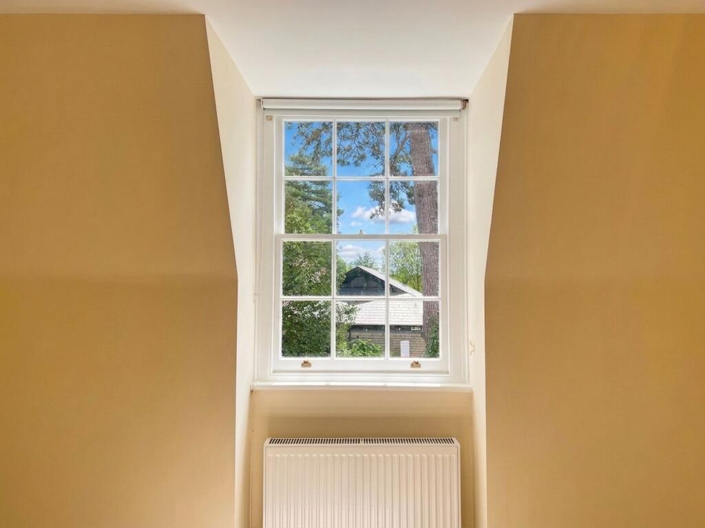 House in Tonbridge - More