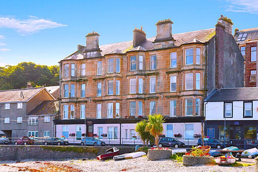 Main image of property: Flat 2/1, 25 Marine Road, Port Bannatyne