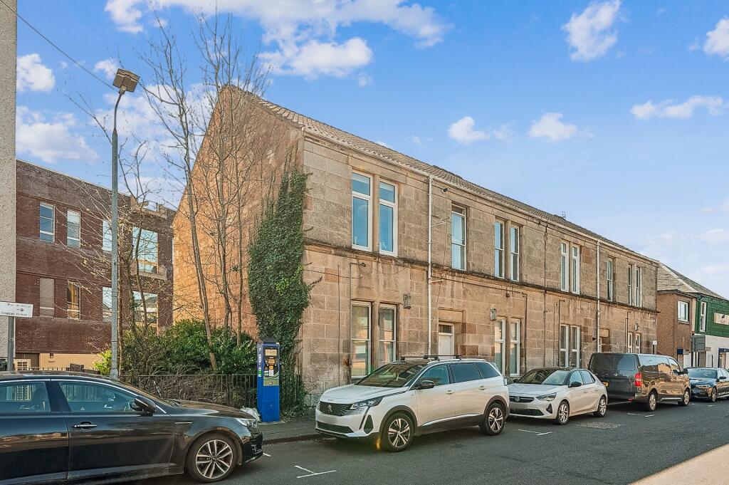 Main image of property: Hope Street, Flat 4, Hamilton, South Lanarkshire, ML3 6AF