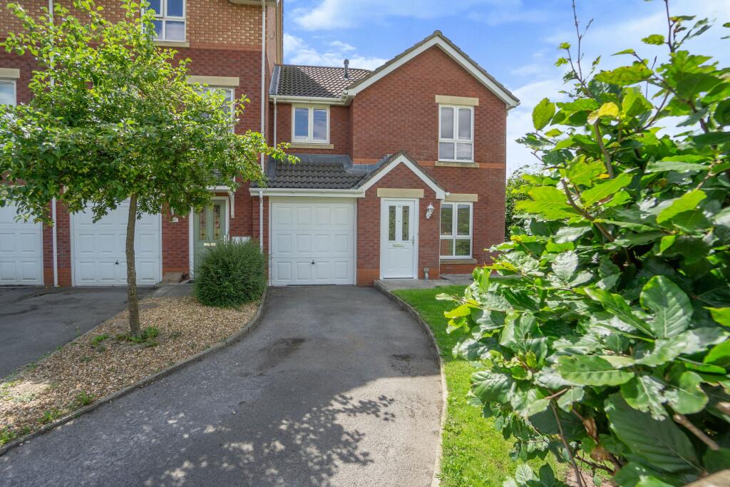 Main image of property: Leeming Grove, Garston, Liverpool, Merseyside, L19