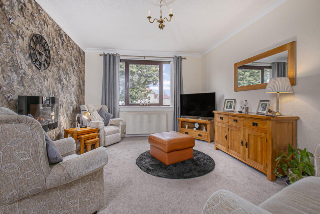 Apartment in Kirkcaldy, West Gallatown, Smeaton - View 2