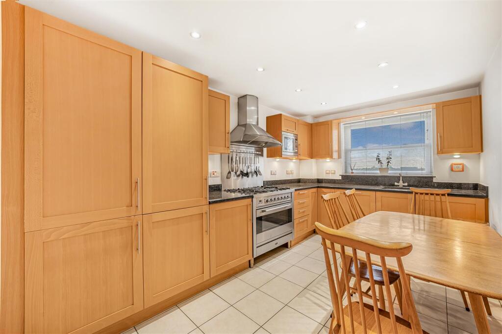 Main image of property: Forest View, North Chingford, E4