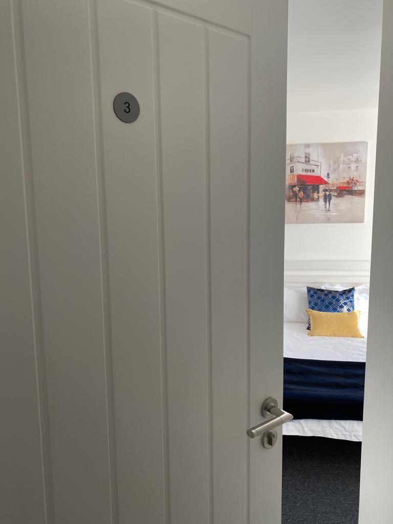1 bedroom house share for rent