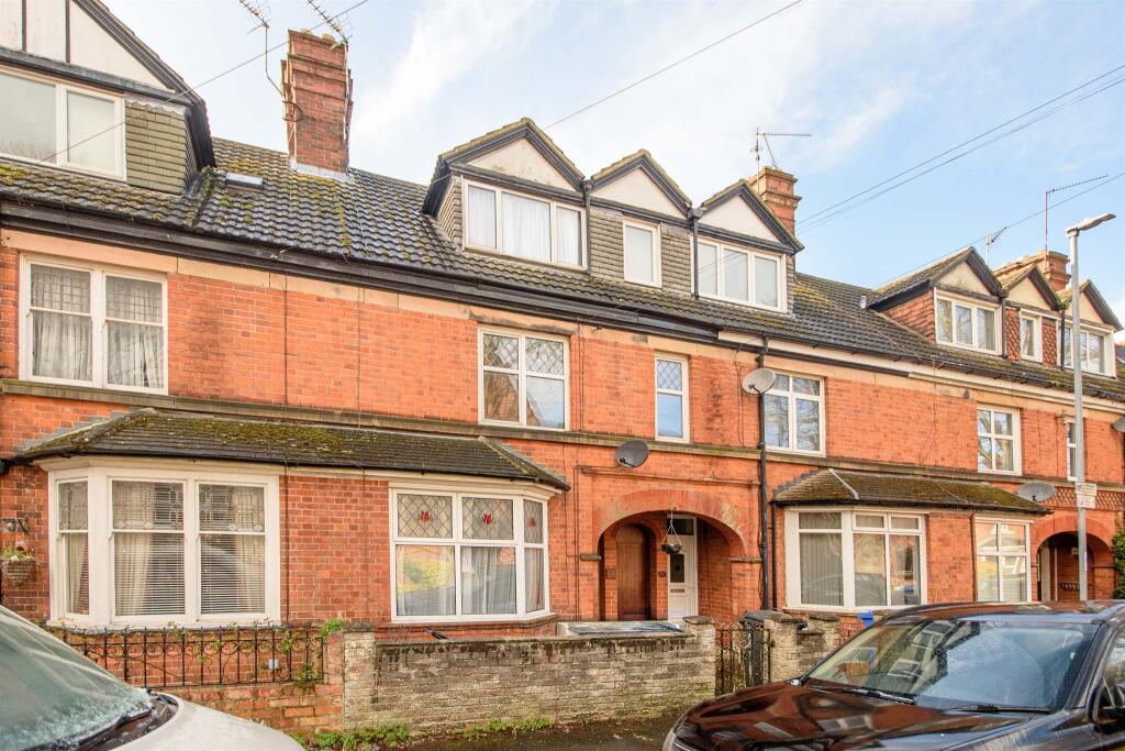 Main image of property: The Grove, Kettering