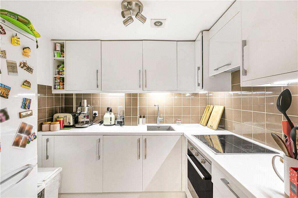 Apartment in London, Wandsworth - View 5