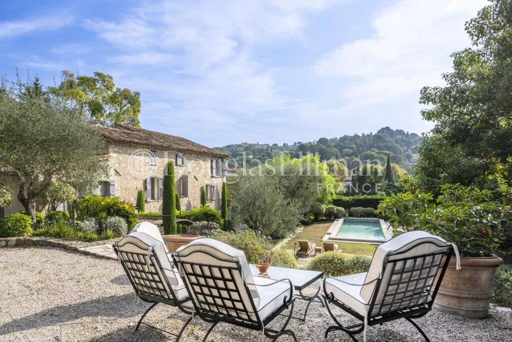 Main image of property: Provence-Alps-Cote d`Azur, Alpes-Maritimes, Mougins