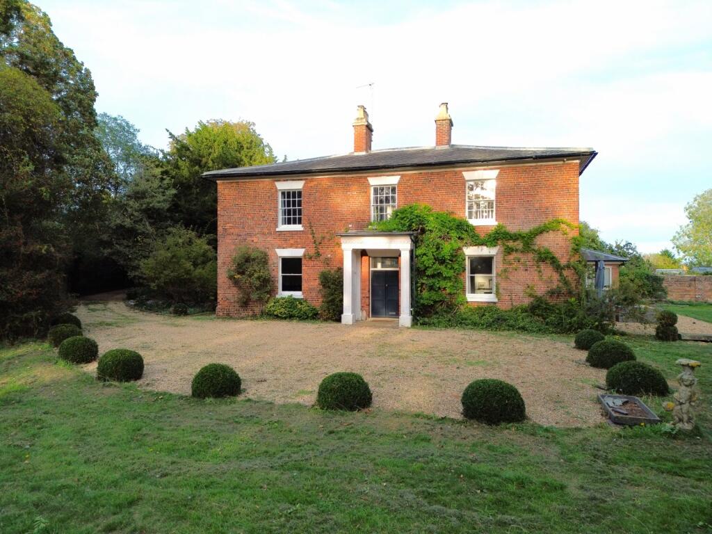 Main image of property: West Street, Folkingham, Sleaford, Lincolnshire, NG34