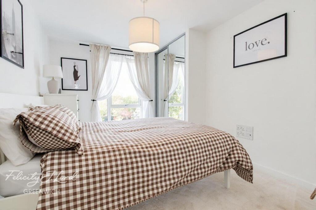 Apartment in London, Albury Court, Deptford - View 3