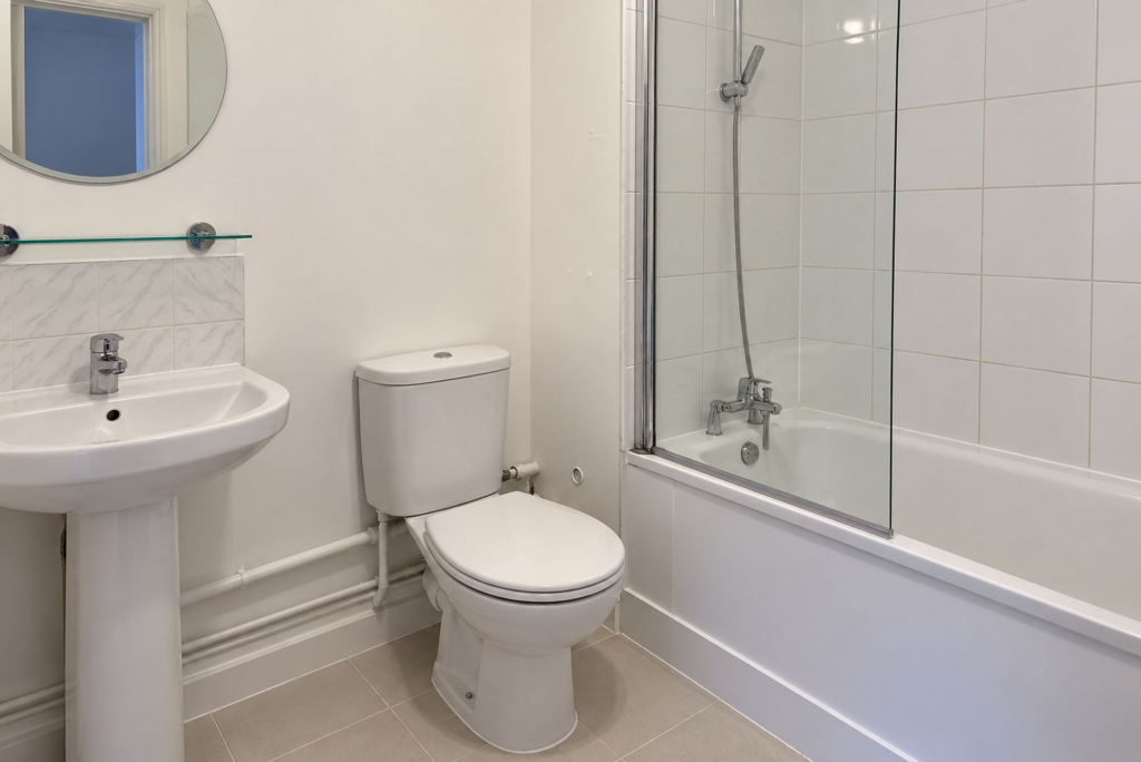 Apartment in London - View 5