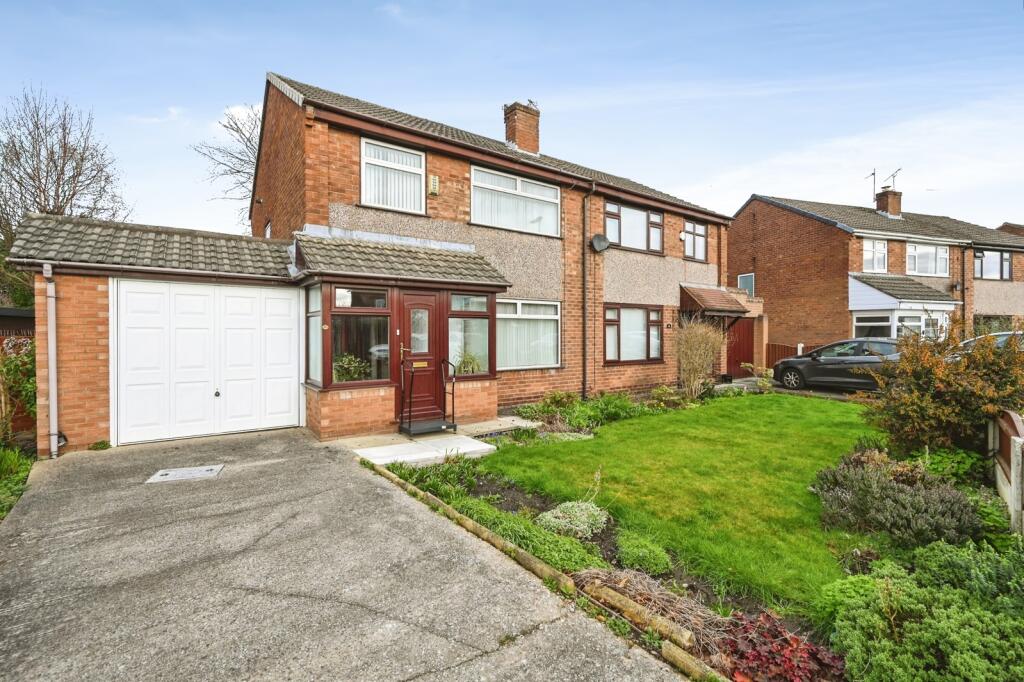 Main image of property: Charminster Close, Great Sankey, Warrington, Cheshire, WA5