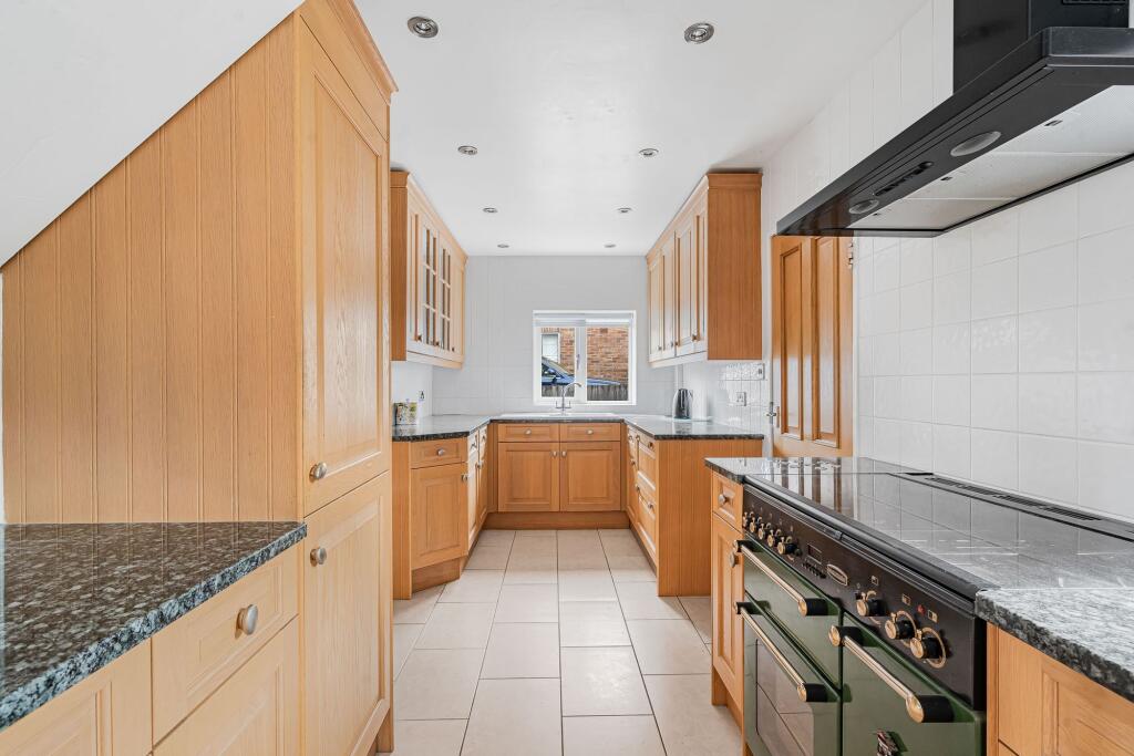 House in Huntingdonshire, Alconbury - View 2