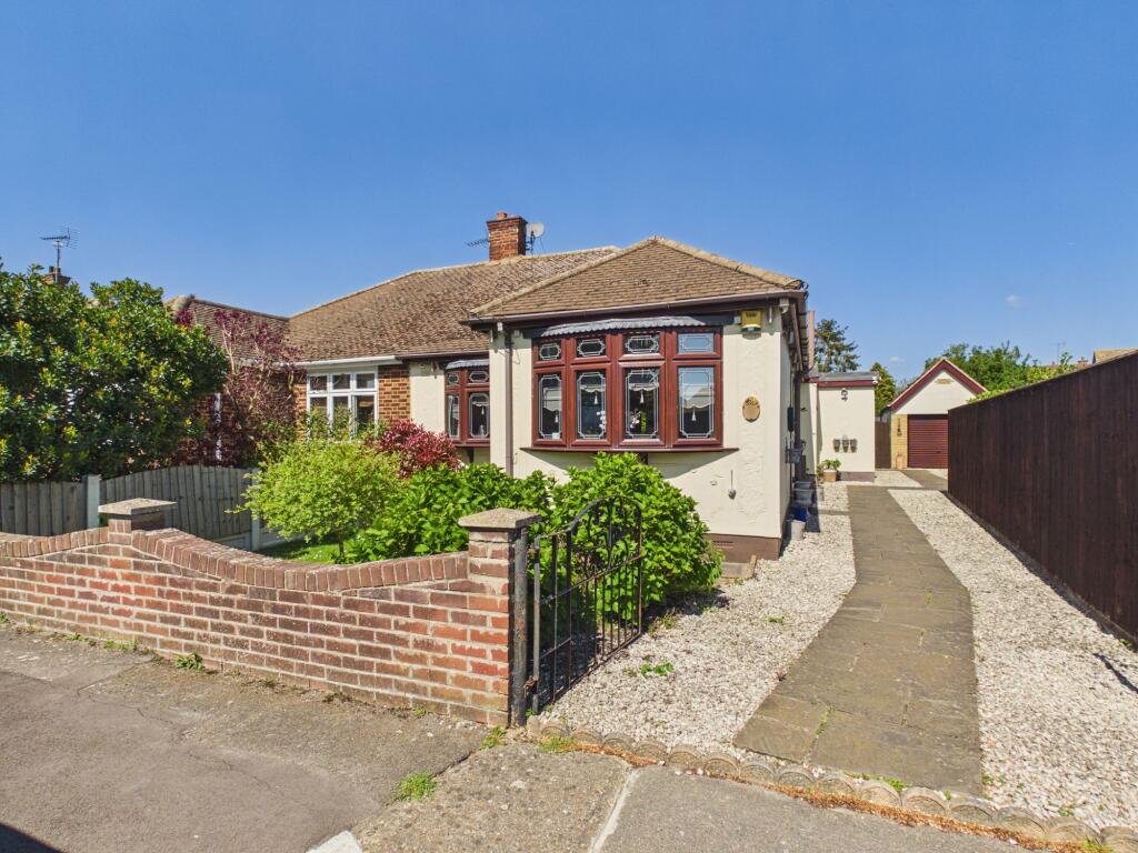 Main image of property: Rookery Close, Stanford-Le-Hope, SS17