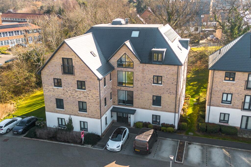 Main image of property: Johnstone Close, Bracknell, Berkshire, RG12