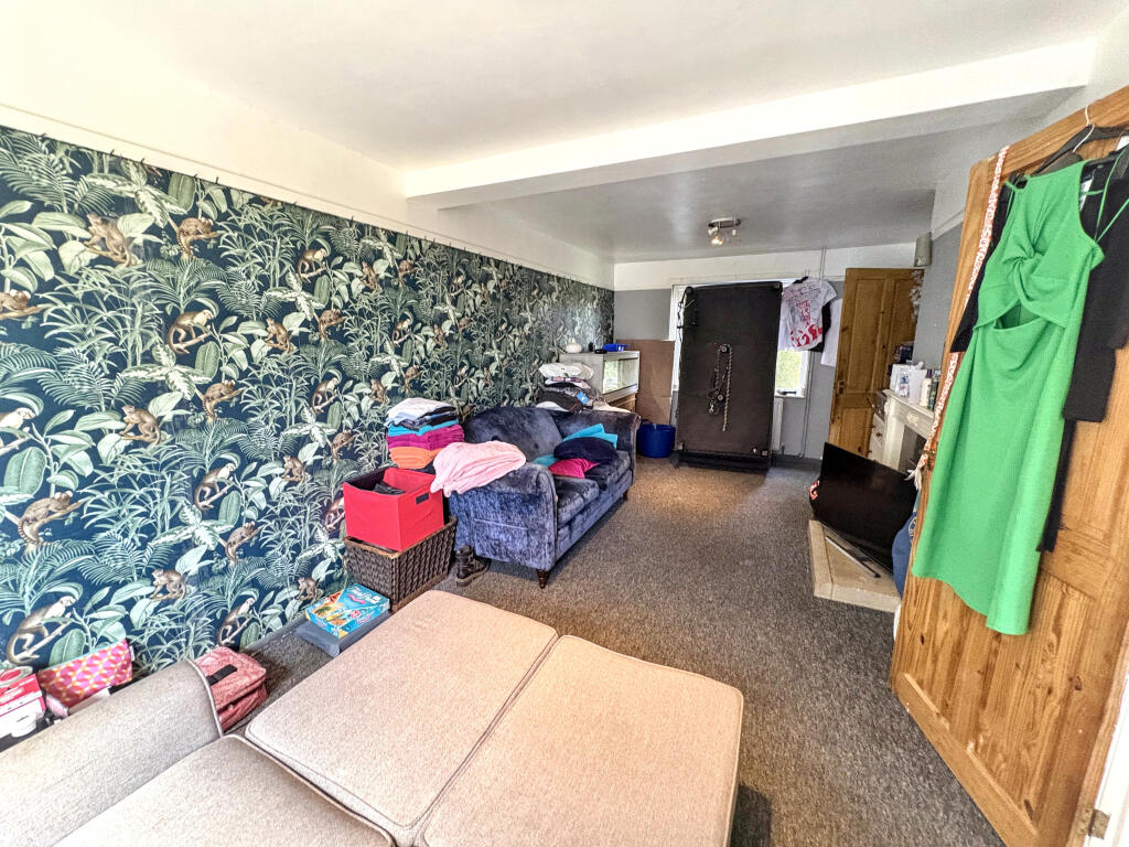 Bayard Road, Weymouth, Dorset photo 4