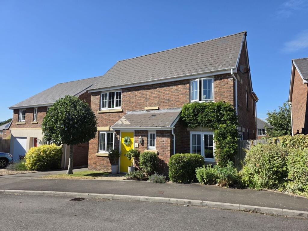 Main image of property: School Way, Llanfoist, Abergavenny, NP7