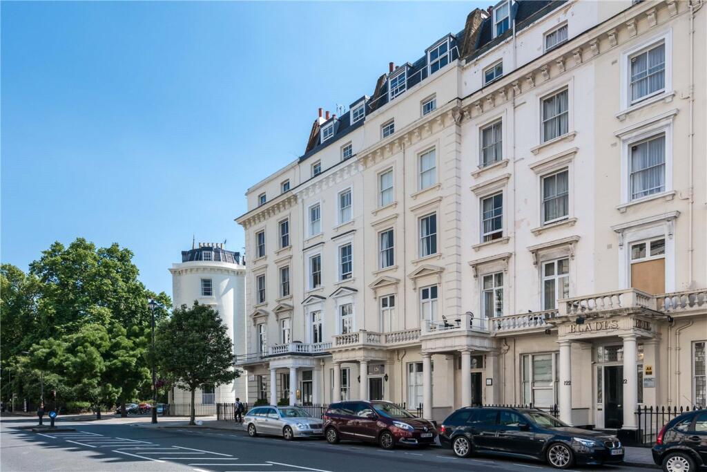 Apartment in London - View 3
