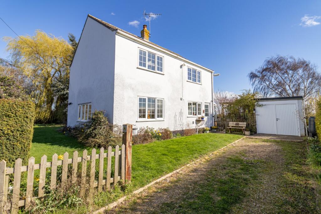 House in Peterborough - View 2