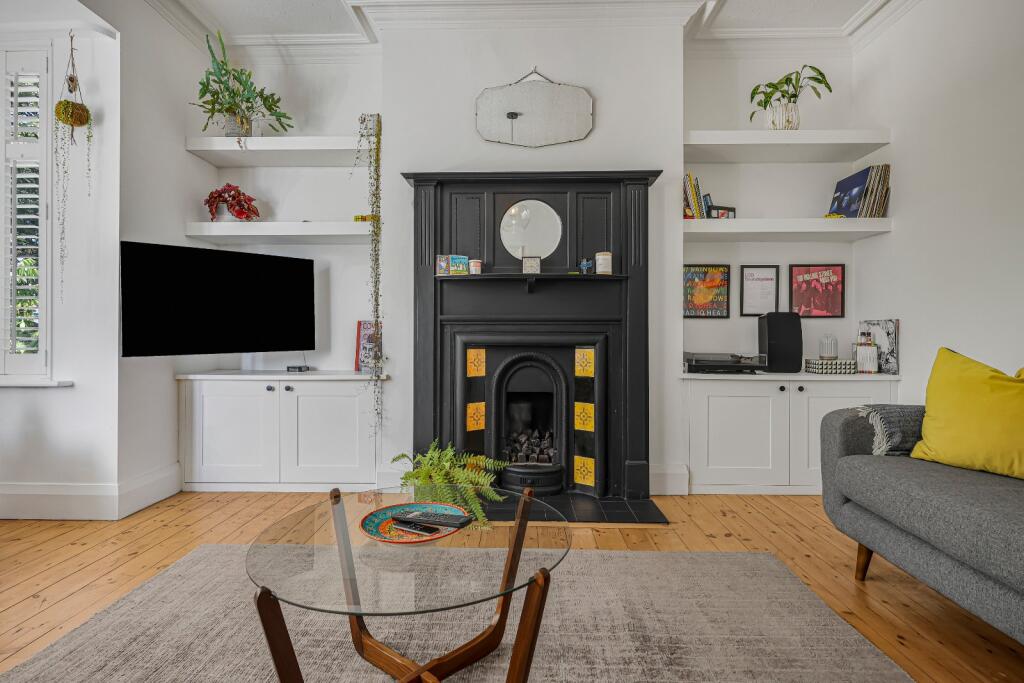 House in Bradford - View 4