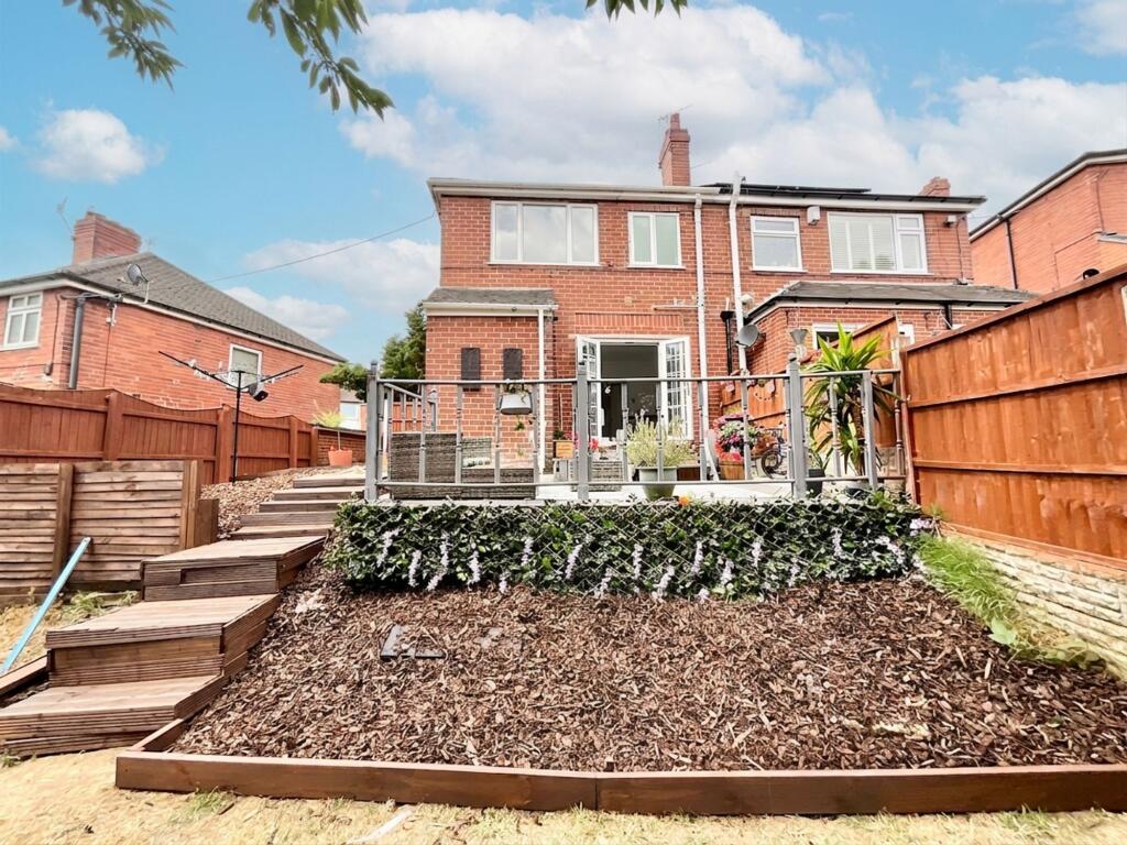 House in Stoke-on-Trent - View 4