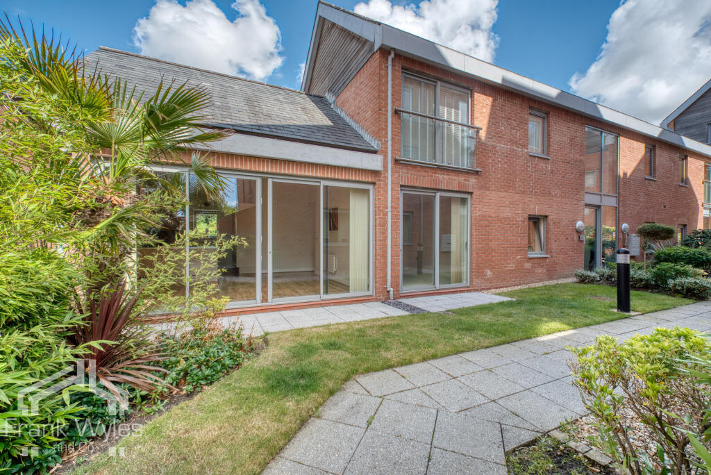 Main image of property: The Gatehouse, Fairlawn Road, Lytham St. Annes, Lancashire