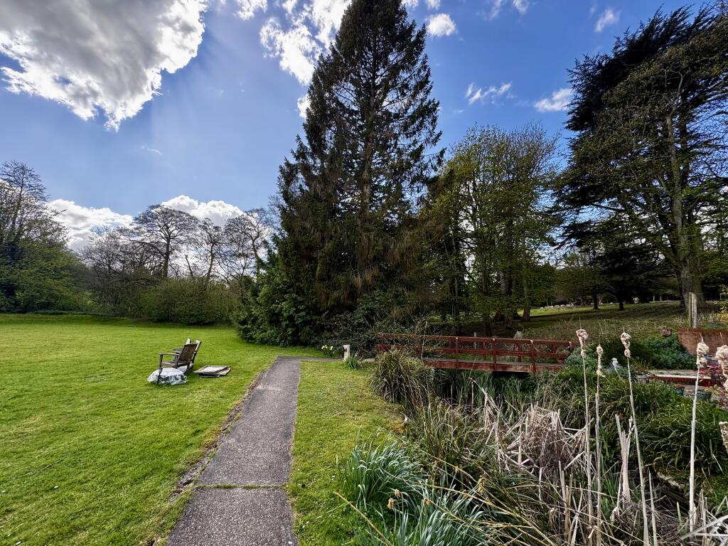 House in East Lindsey, Elkington - View 5