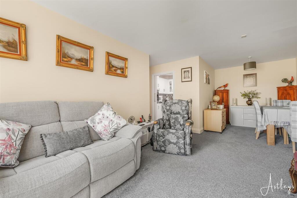 Apartment in Newton, Mayals, Mumbles - View 5