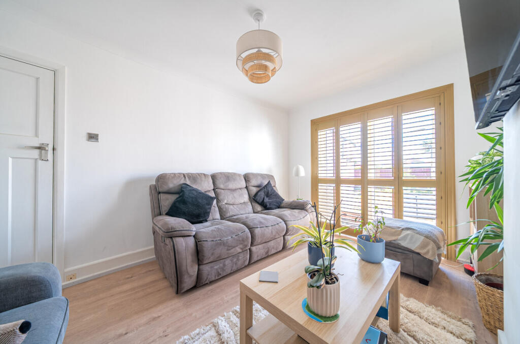 House in Portsmouth - View 3