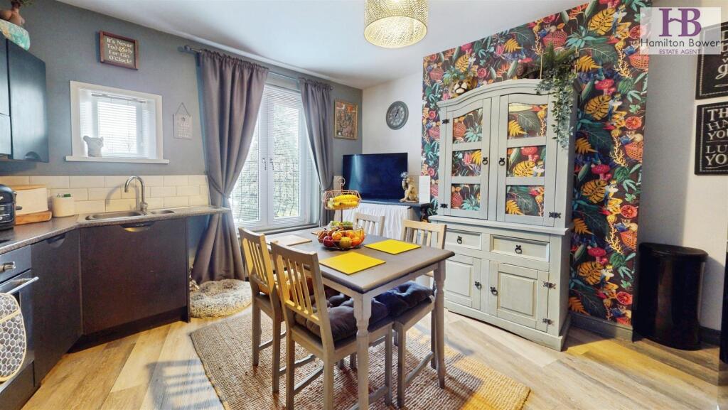 Additional image 3 of St. Enochs Road, Bradford