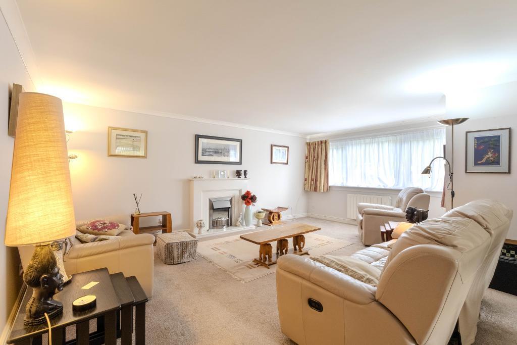 Norwood Park, Bearsden, G61 2RZ - View 4