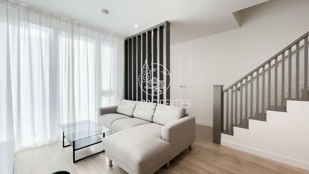 Main image of property: Townhouse, Springpark Drive, Woodberry Down, London, N4