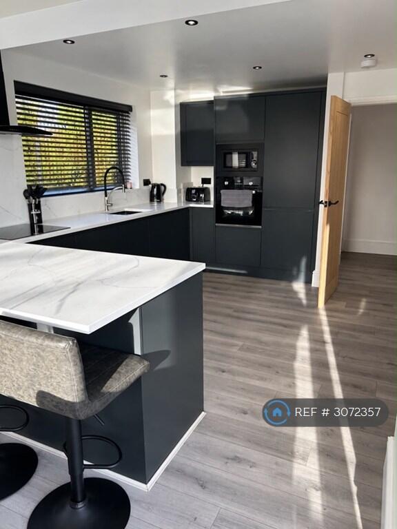 House in Llandudno - View 3