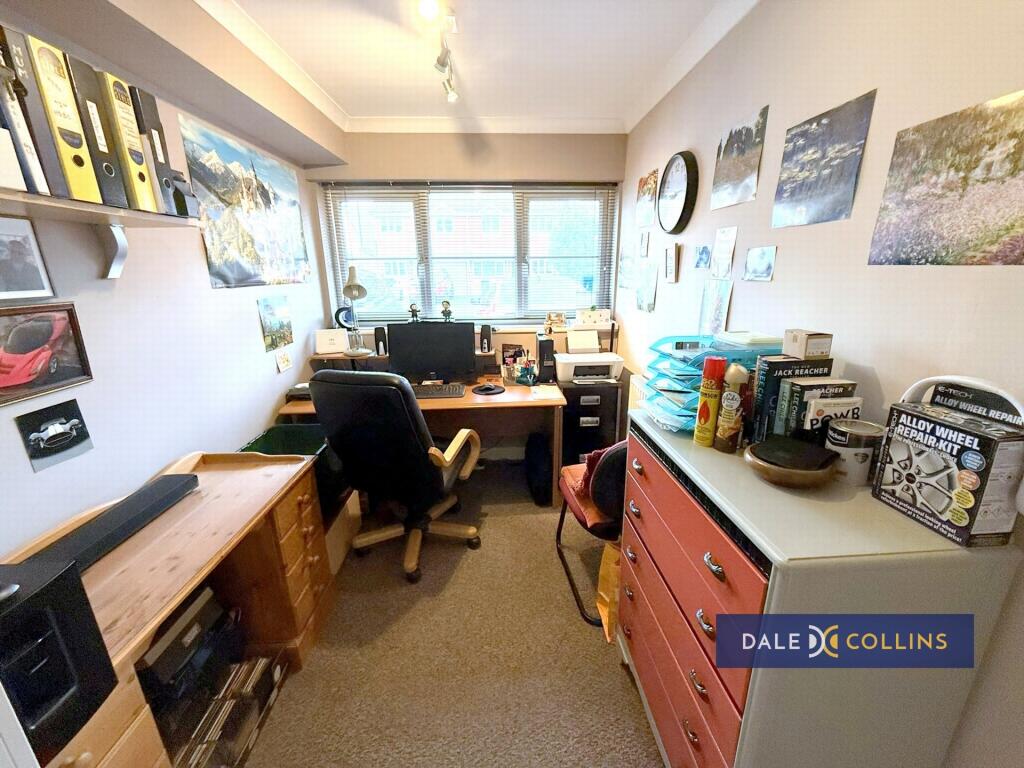 House in Stoke-on-Trent - View 5