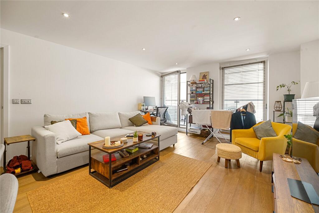 Main image of property: Dickinson Court, EC1V