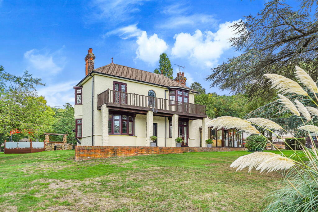 Main image of property: Rhoda Road, Benfleet, SS7 1HZ