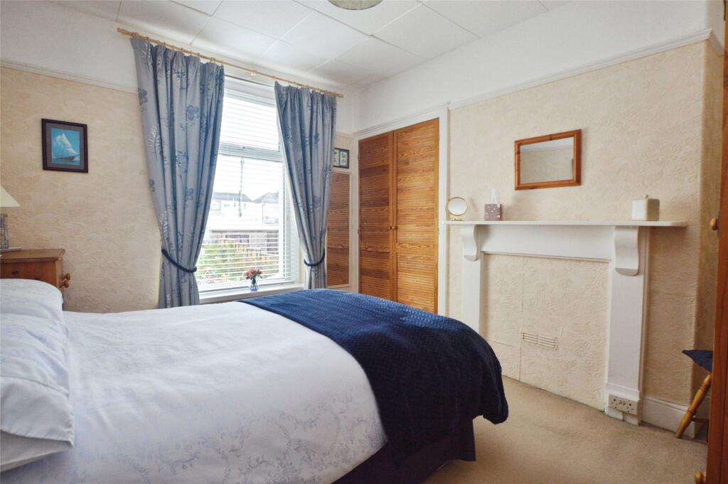 House in Plymouth, Manadon - More